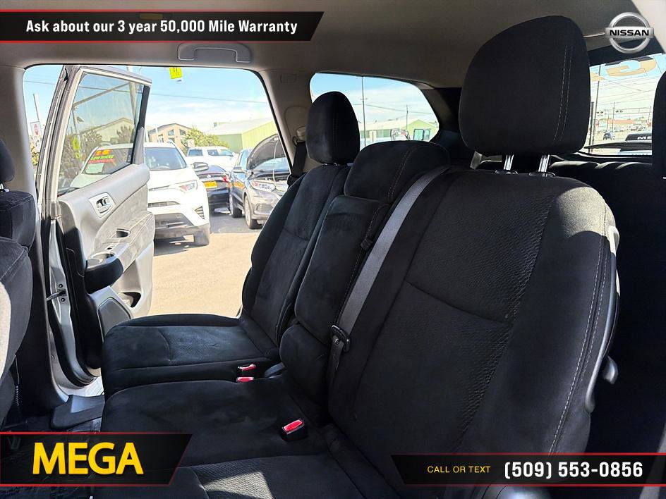 Used 2015 Nissan Pathfinder SV FWD image 13