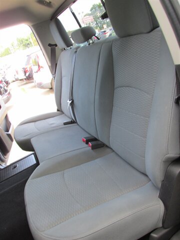 Used 2019 RAM 1500 Classic SLT RWD image 13