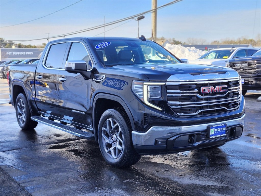 Used 2023 GMC Sierra 1500 SLT w/ SLT Premium Package image 7