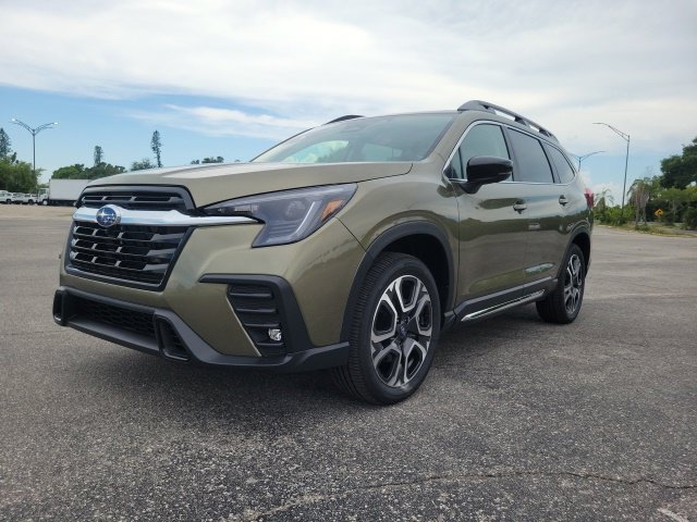 New 2026 Subaru Ascent Limited AWD/4WD image 2