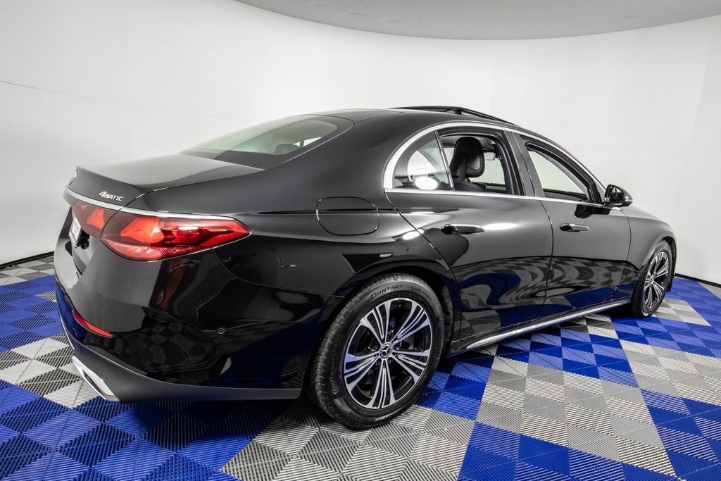 Used 2024 Mercedes-Benz E 450 4MATIC Sedan image 5