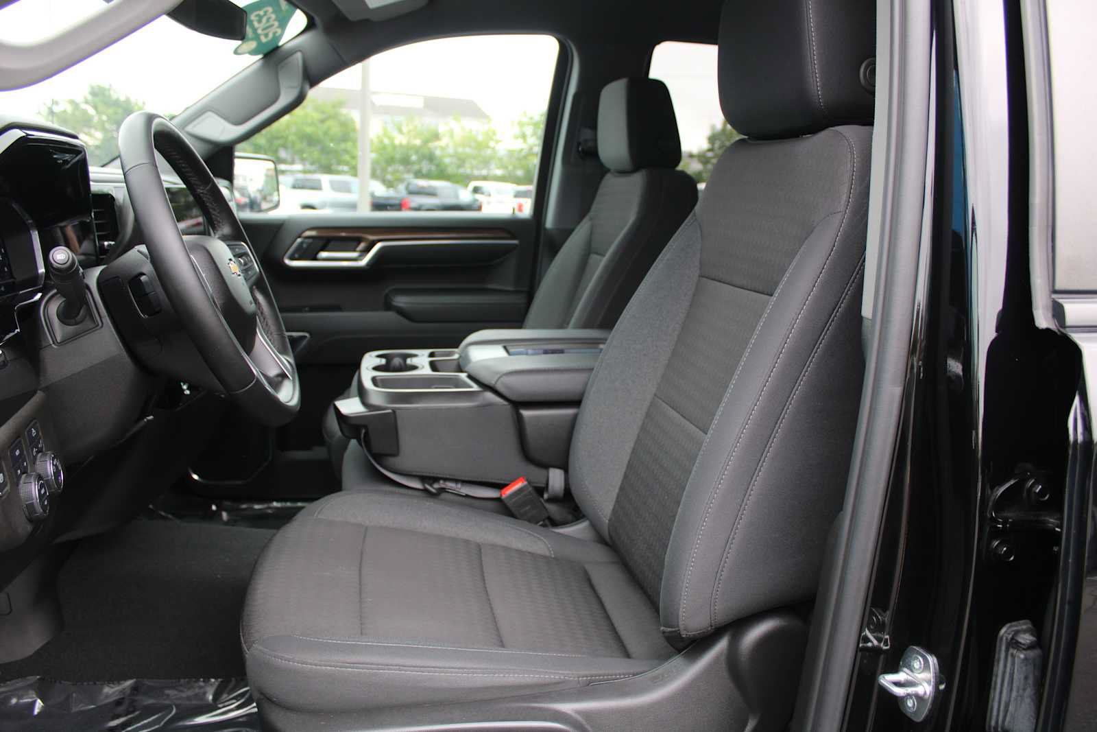 Certified 2023 Chevrolet Silverado 1500 LT AWD/4WD image 9