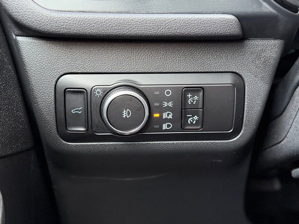 Used 2025 Ford Escape ST-Line Select image 22