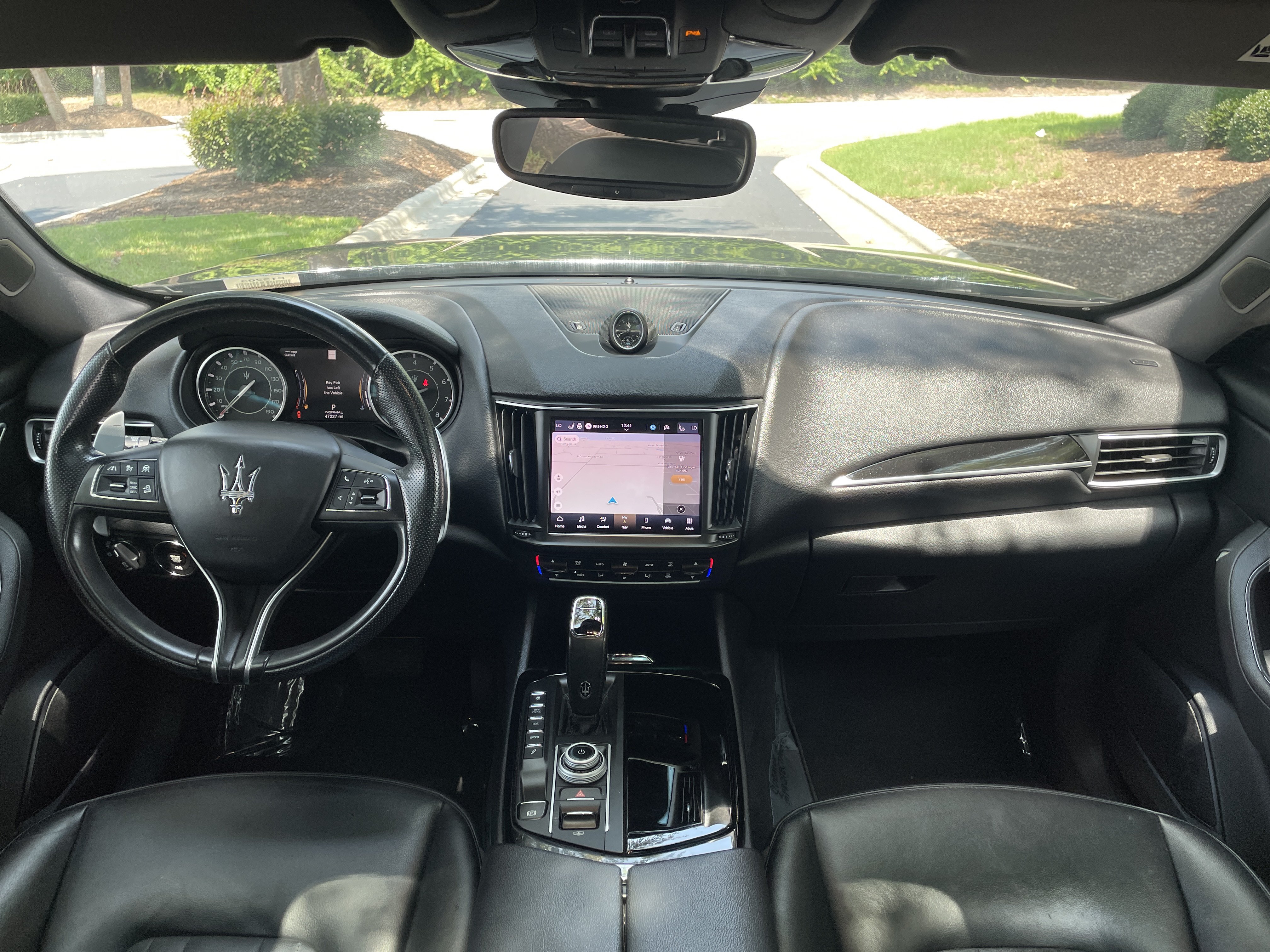 Used 2023 Maserati Levante Modena AWD/4WD image 28