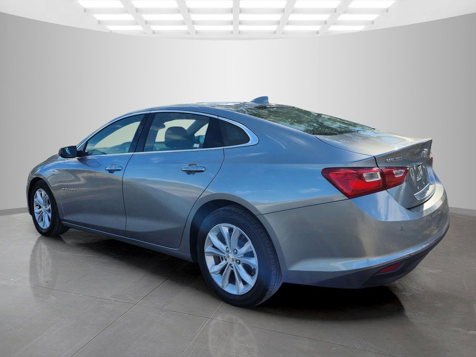 Used 2024 Chevrolet Malibu LT image 5