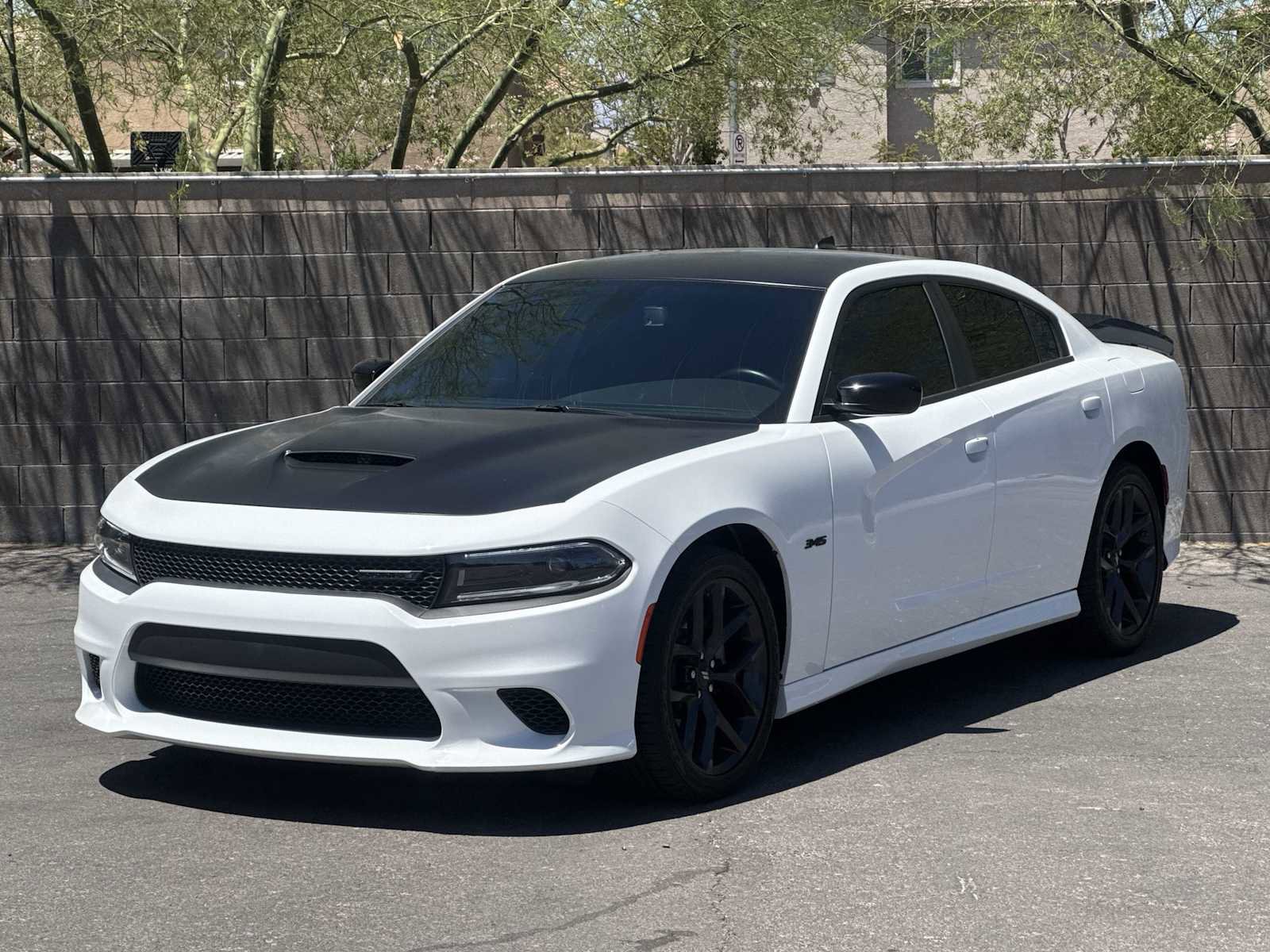 Used 2023 Dodge Charger R/T w/ Blacktop Package RWD image 4