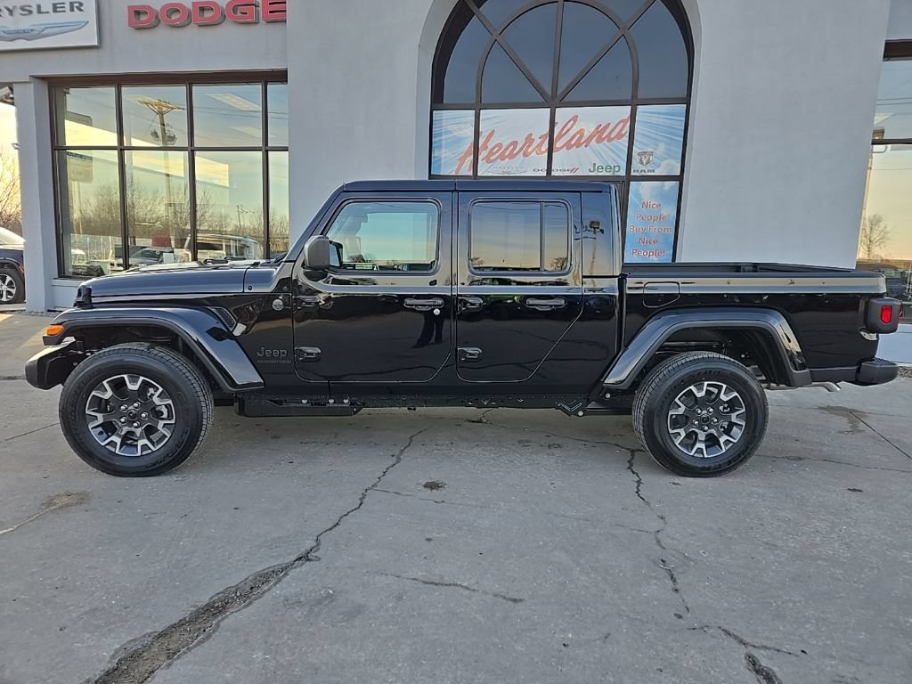 New 2026 Jeep Gladiator Mojave AWD/4WD image 5