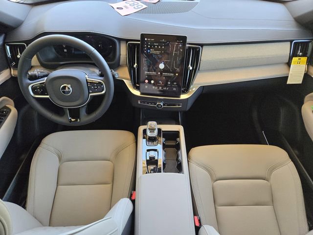 Used 2025 Volvo XC90 T8 Core image 29
