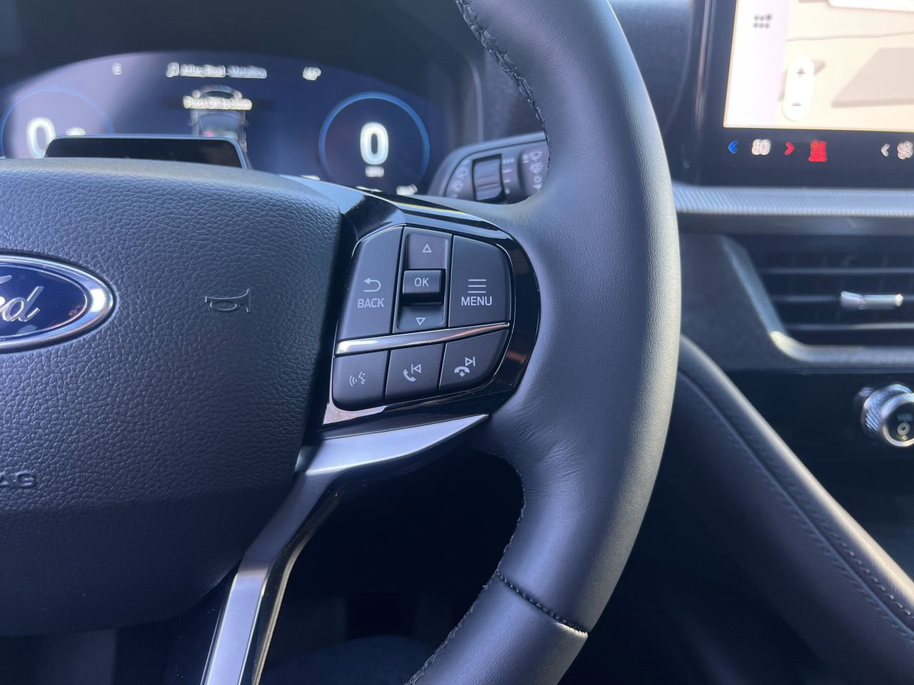 New 2026 Ford Explorer Platinum image 9