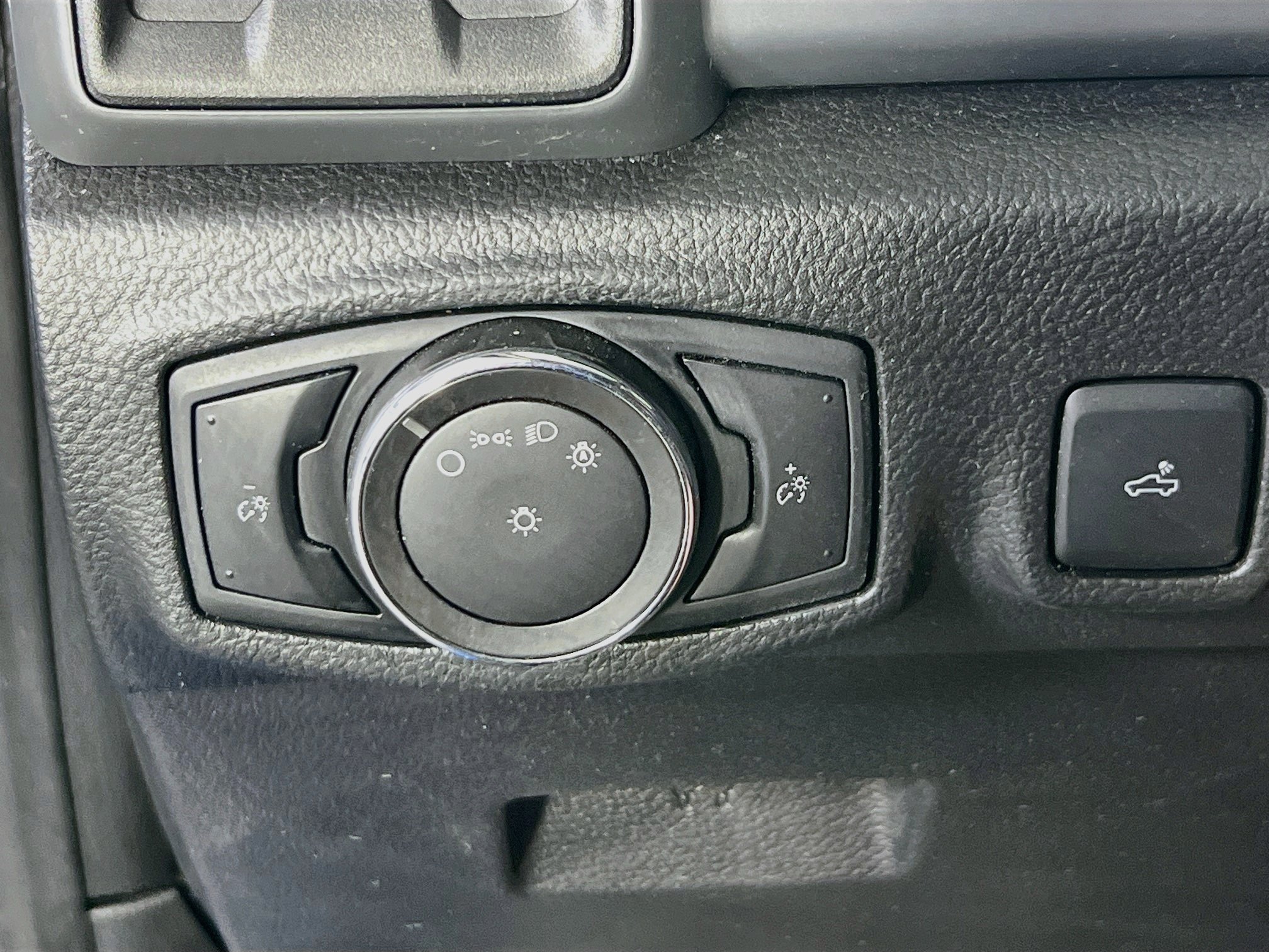 Used 2023 Ford Ranger XL RWD image 10