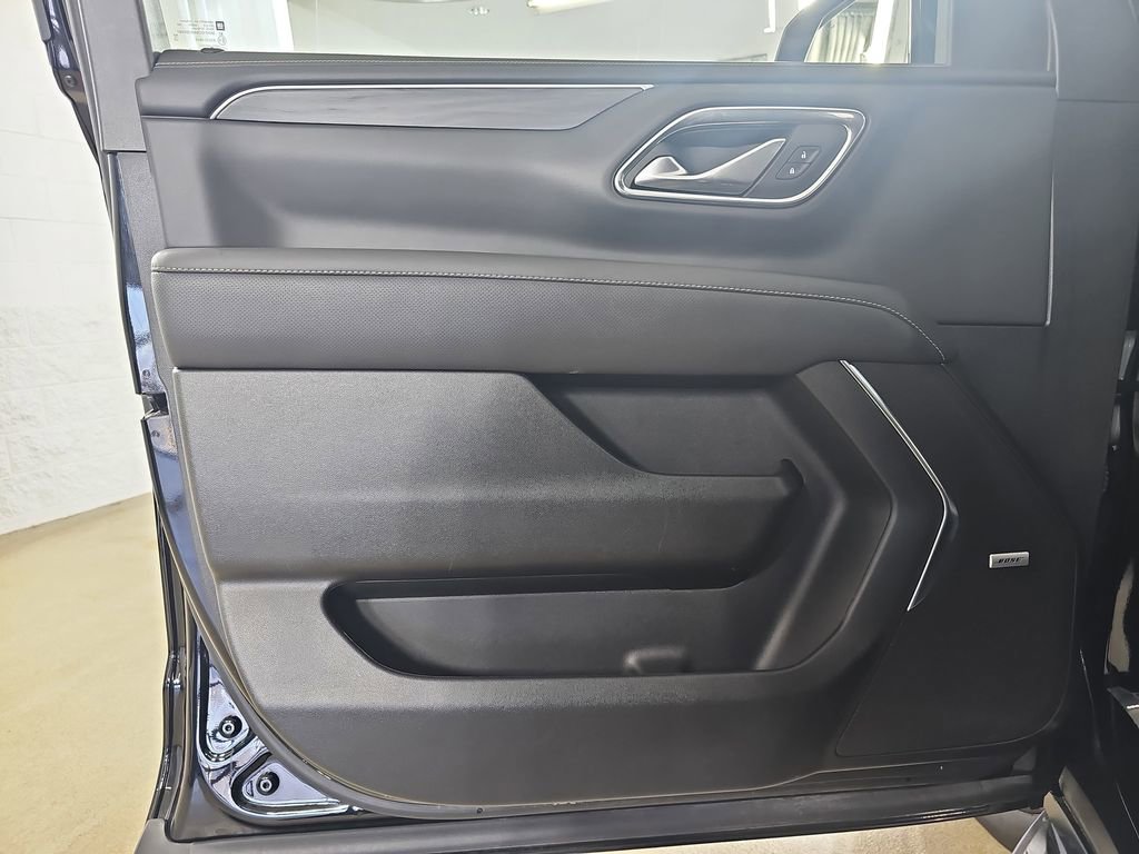 Certified 2024 GMC Yukon XL SLT w/ SLT Premium Package image 34