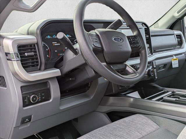New 2026 Ford F250 XLT w/ FX4 Off-Road Package image 3