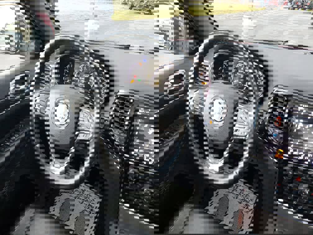 Used 2021 Jeep Grand Cherokee Limited w/ Sun & Sound Group image 18