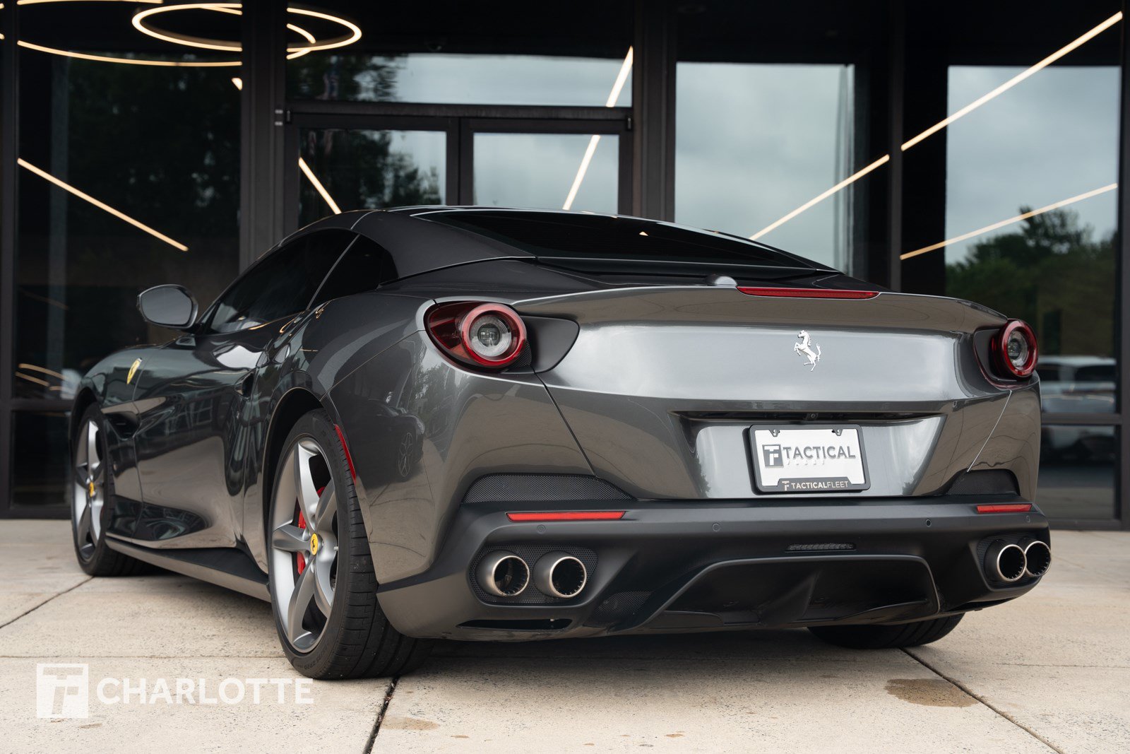 Used 2020 Ferrari Portofino RWD image 12