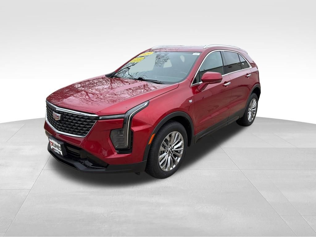 Used 2024 Cadillac XT4 Premium Luxury image 5