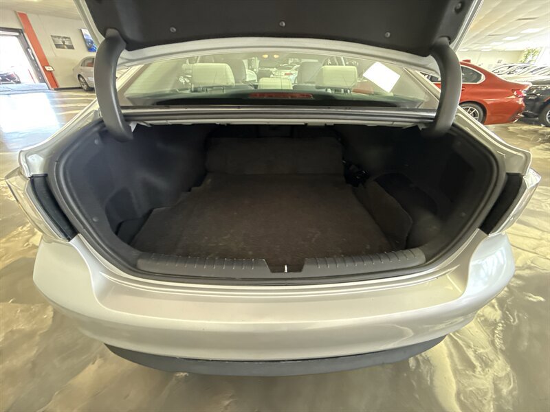 Used 2016 Hyundai Sonata SE FWD image 27