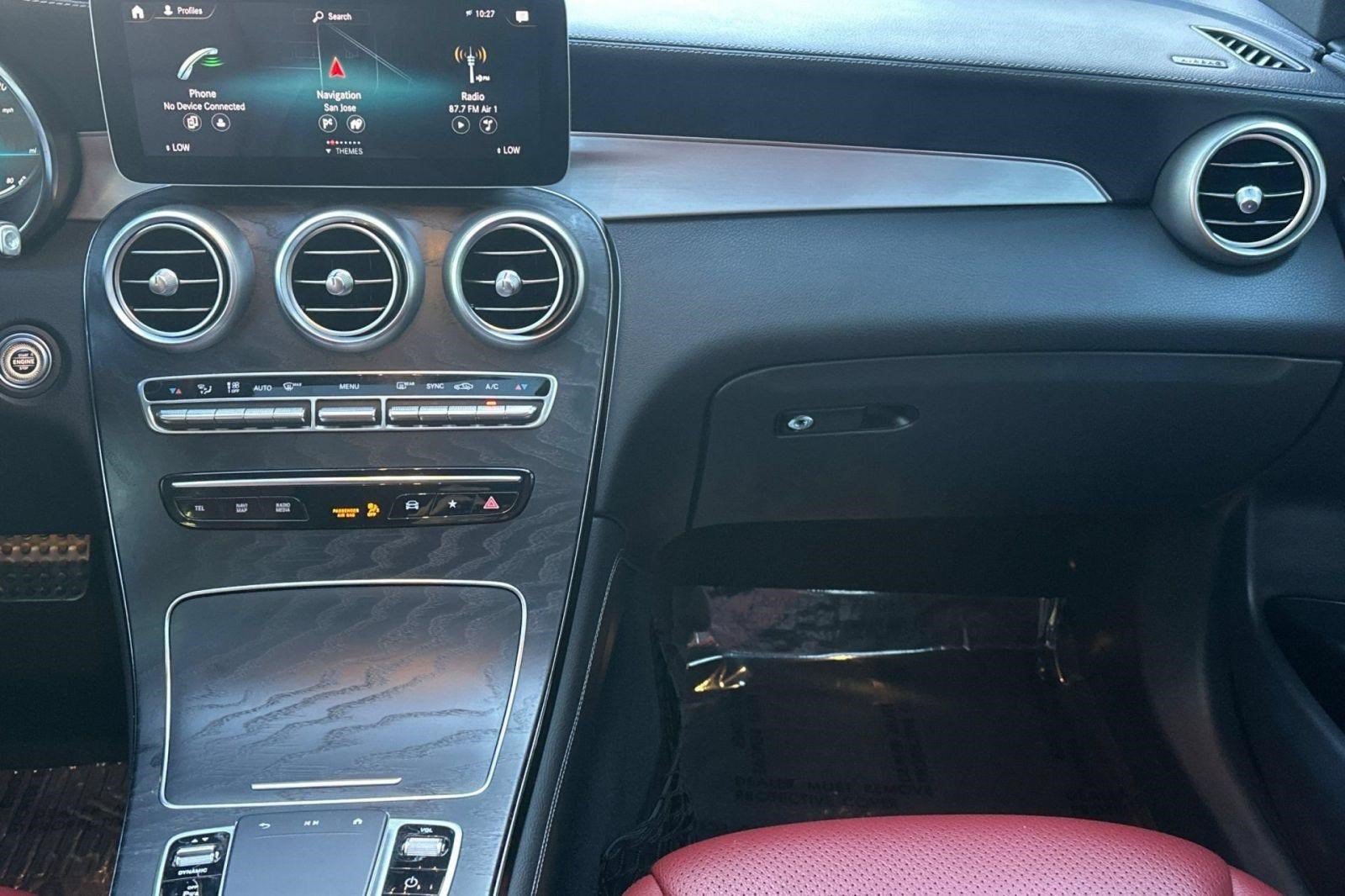 Used 2020 Mercedes-Benz GLC 300 4MATIC Coupe image 33