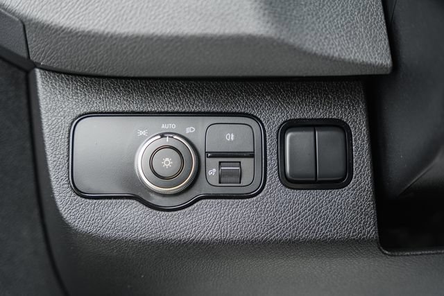 Used 2022 Mercedes-Benz Sprinter 2500 image 40