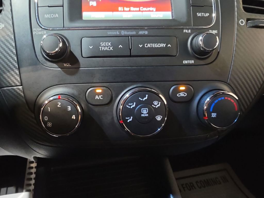 Used 2014 Kia Forte Koup SX FWD image 16
