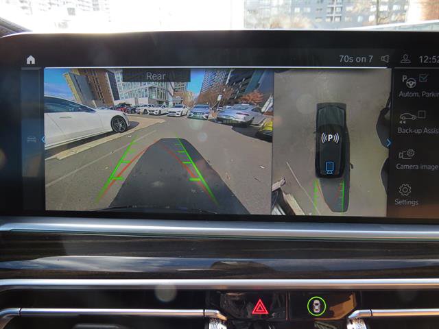 Used 2023 BMW X5 xDrive45e w/ Luxury Seating Package image 17