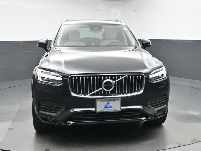 Used 2023 Volvo XC90 B6 Core w/ Protection Package Premier AWD/4WD image 2