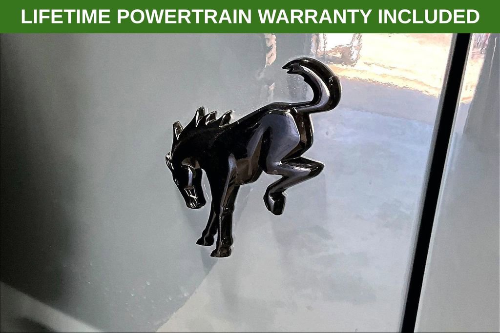 Used 2023 Ford Bronco Everglades image 39