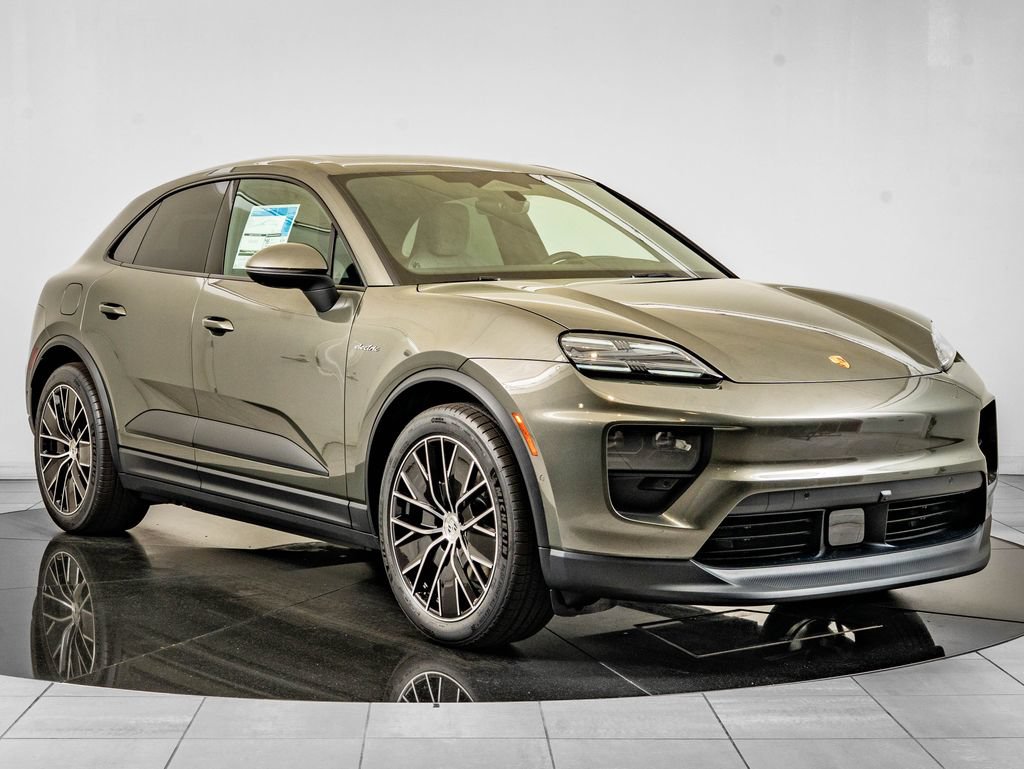 New 2026 Porsche Macan 4 Electric AWD/4WD image 10