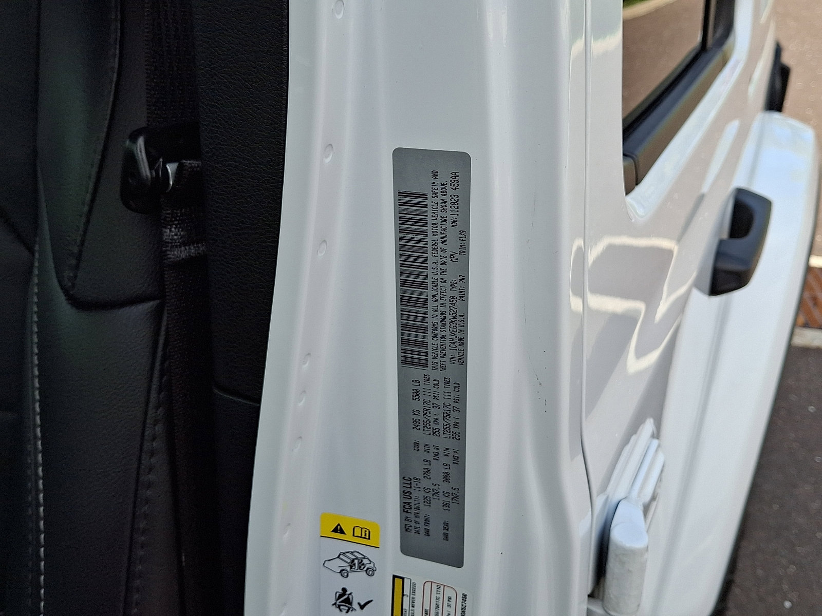 Used 2019 Jeep Wrangler Unlimited Sahara w/ Quick Order Package 24M Moab image 28