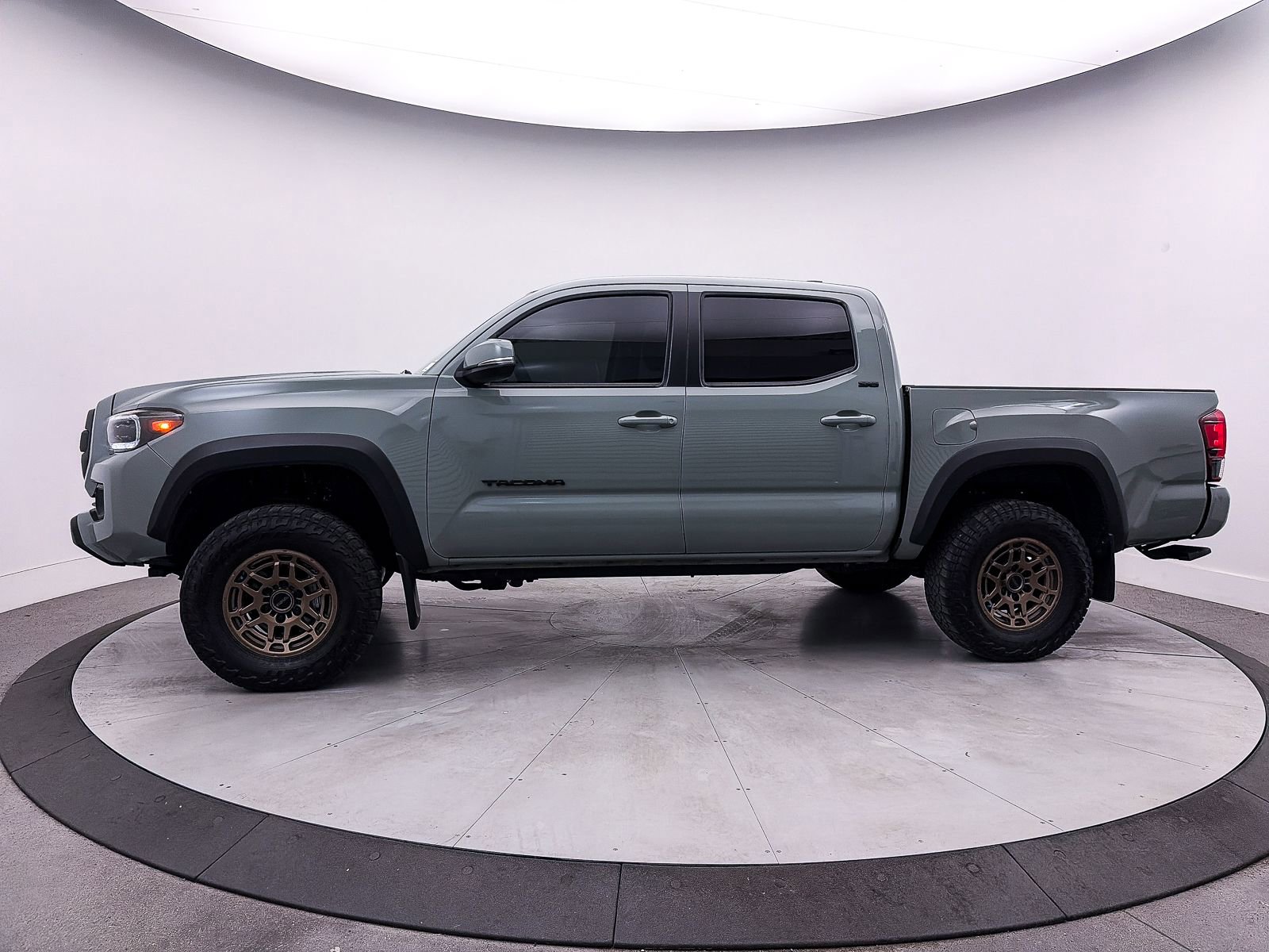 Used 2023 Toyota Tacoma 4x4 Double Cab w/ Trail Edition image 43