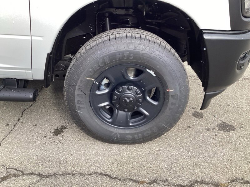 New 2026 RAM 3500 Tradesman image 9