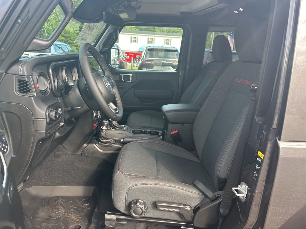 New 2025 Jeep Wrangler Rubicon w/ Steel Bumper Group image 10