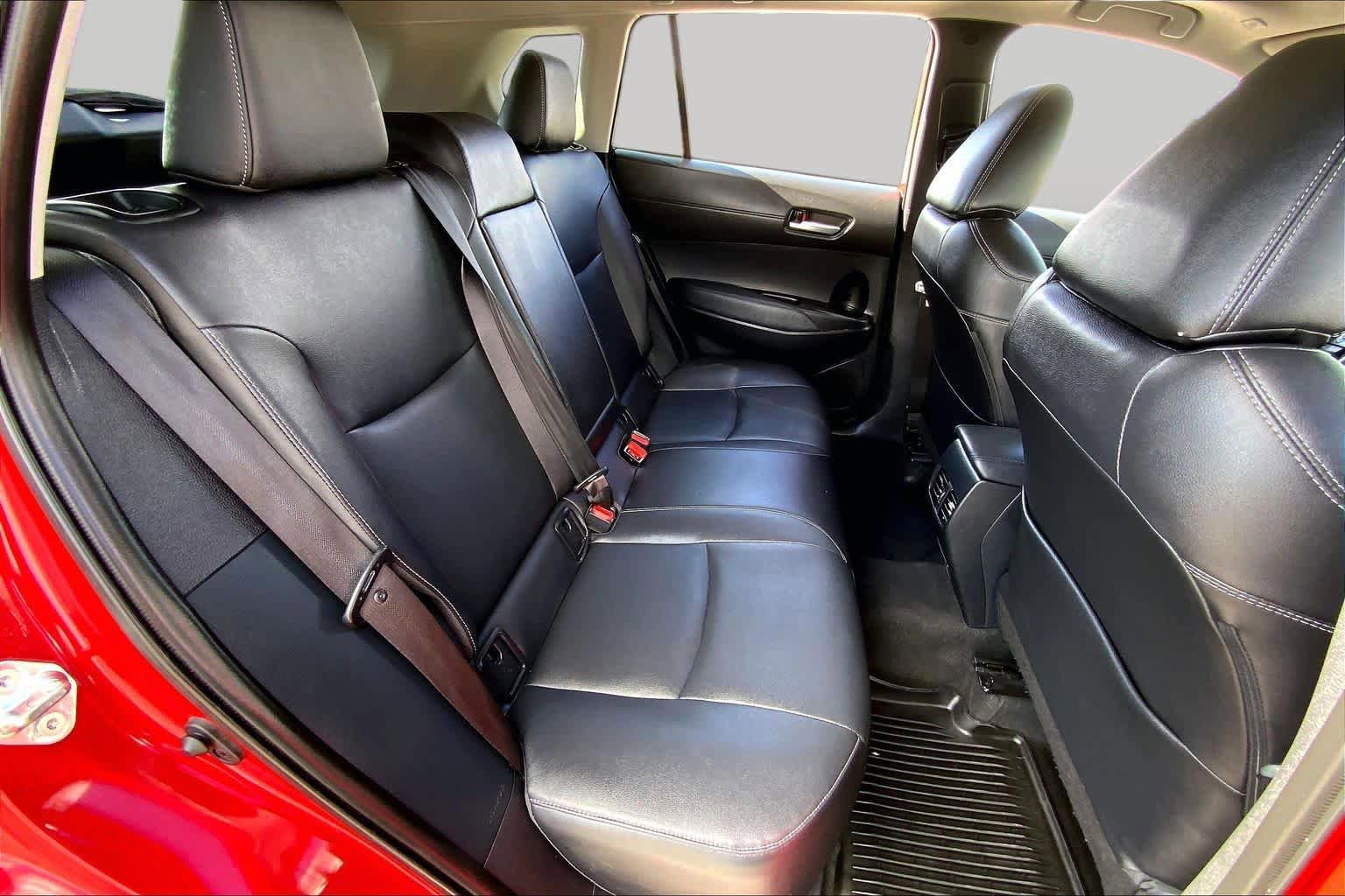 Used 2023 Toyota Corolla Cross XLE w/ Convenience Package AWD/4WD image 19
