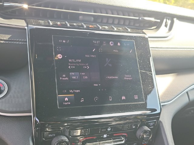 Certified 2024 Jeep Grand Cherokee Laredo X w/ Luxury Tech Group I AWD/4WD image 22