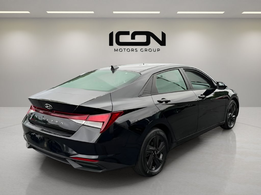 Used 2021 Hyundai Elantra SEL FWD image 5
