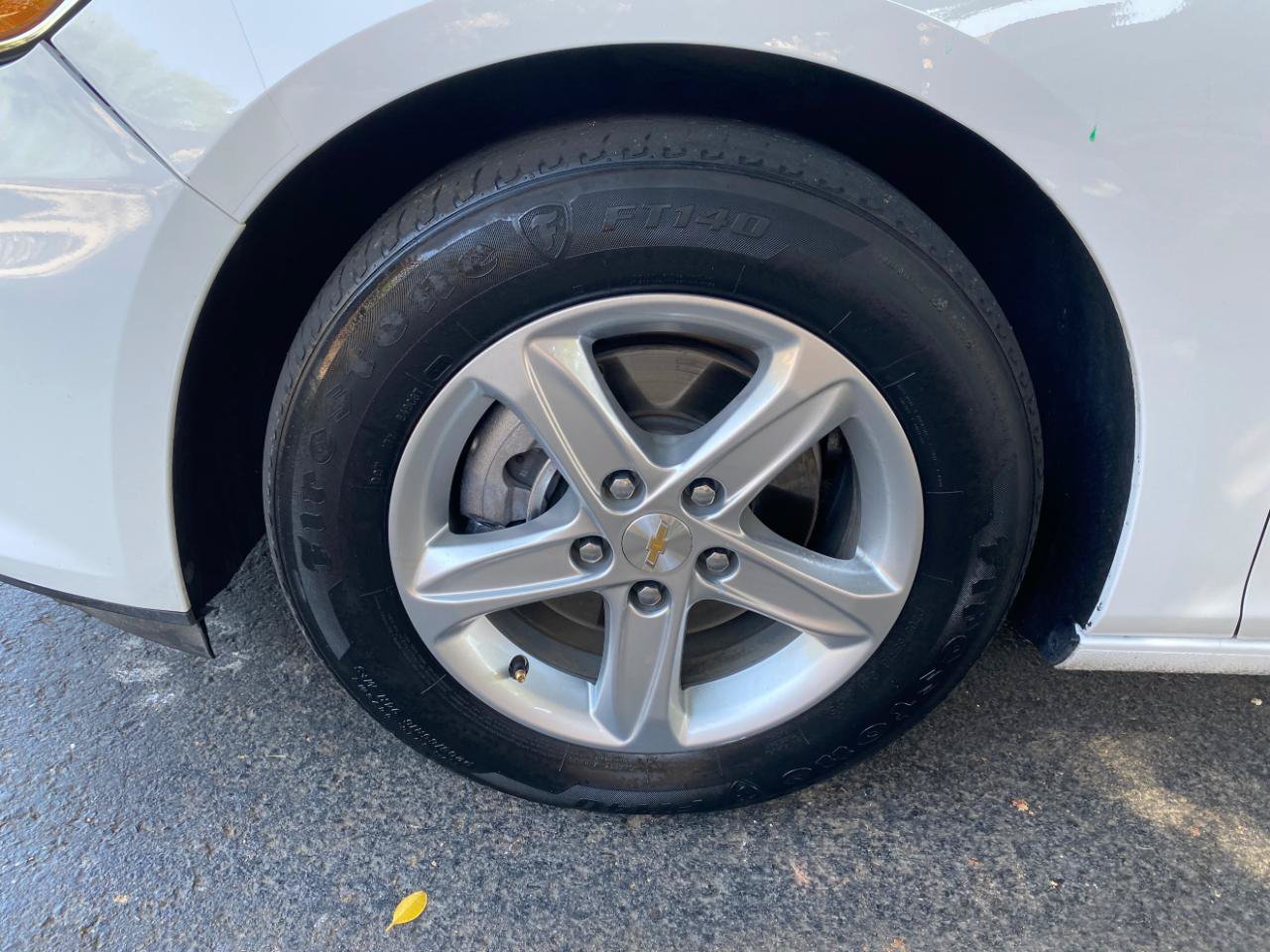 Used 2024 Chevrolet Malibu LS FWD image 22