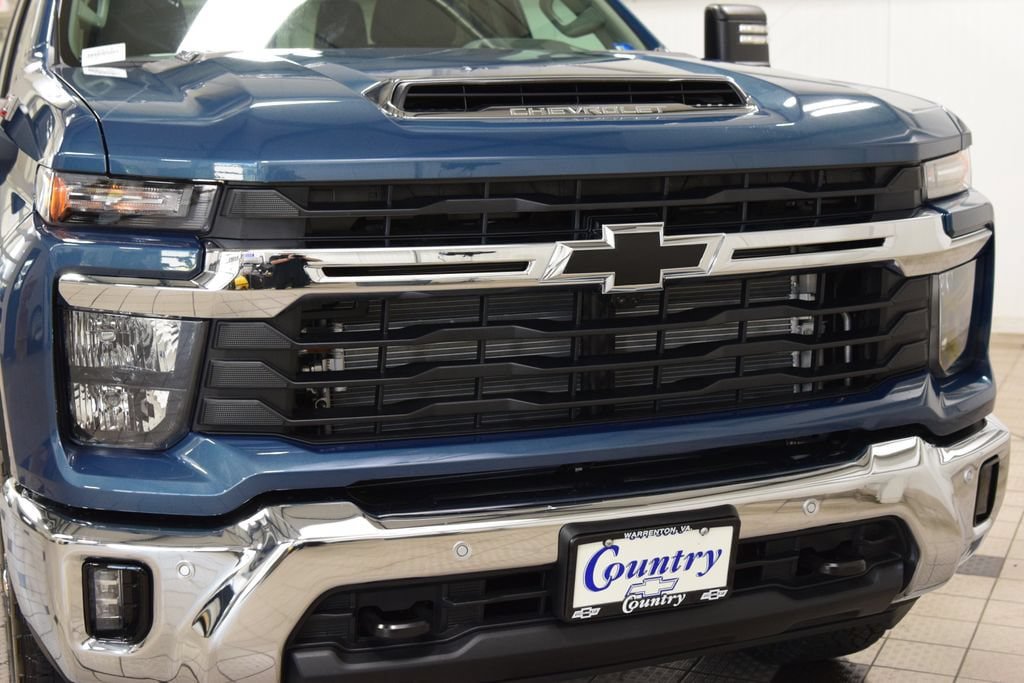New 2026 Chevrolet Silverado 2500 LT w/ All Star Edition AWD/4WD image 13
