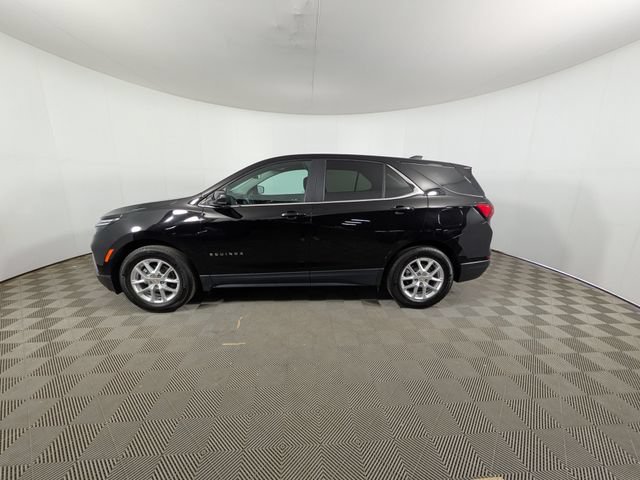 Used 2024 Chevrolet Equinox LT w/ LPO, Floor Liner Package FWD image 17