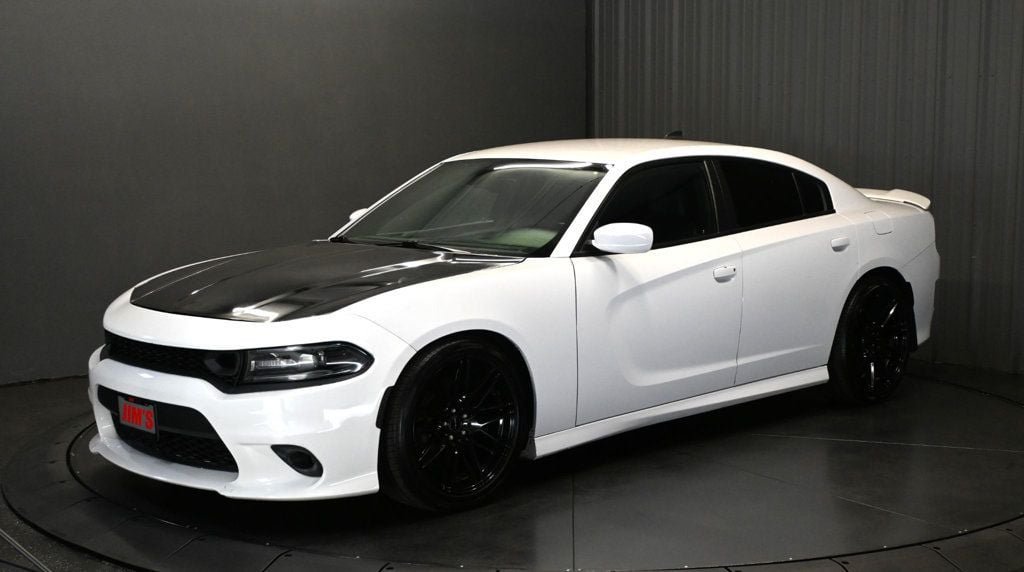 Used 2019 Dodge Charger R/T w/ Plus Group RWD image 1