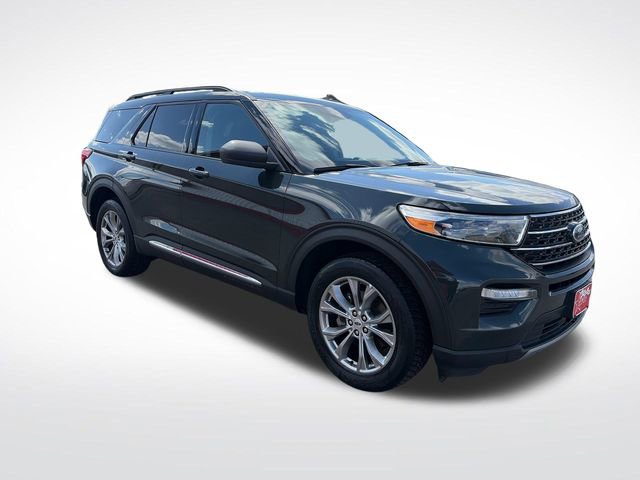 Used 2023 Ford Explorer XLT w/ Equipment Group 202A AWD/4WD image 12