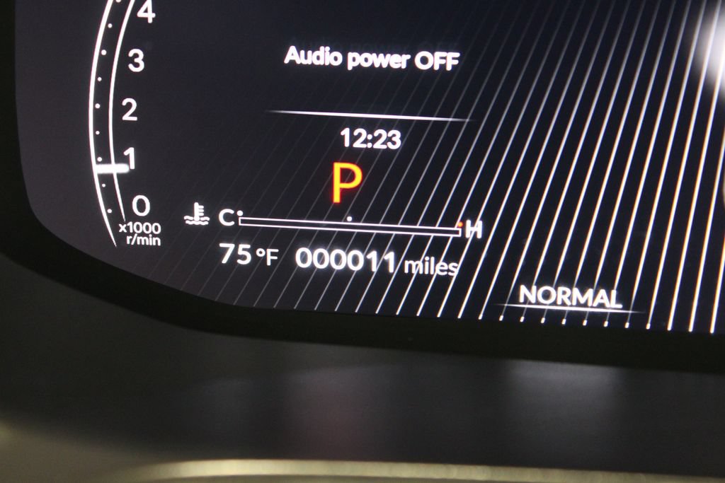 New 2026 Acura MDX w/ Advance Package AWD/4WD image 3