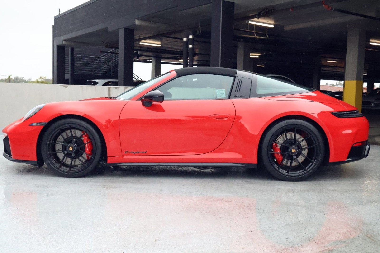 New 2026 Porsche 911 Targa 4 GTS image 2