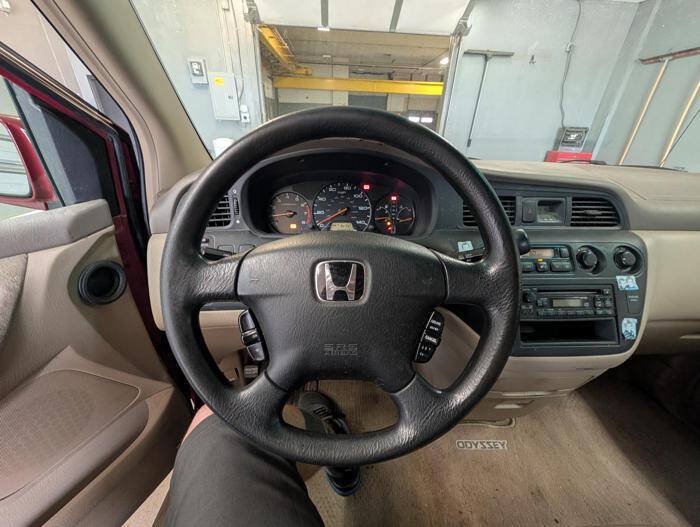 Used 2004 Honda Odyssey EX image 31