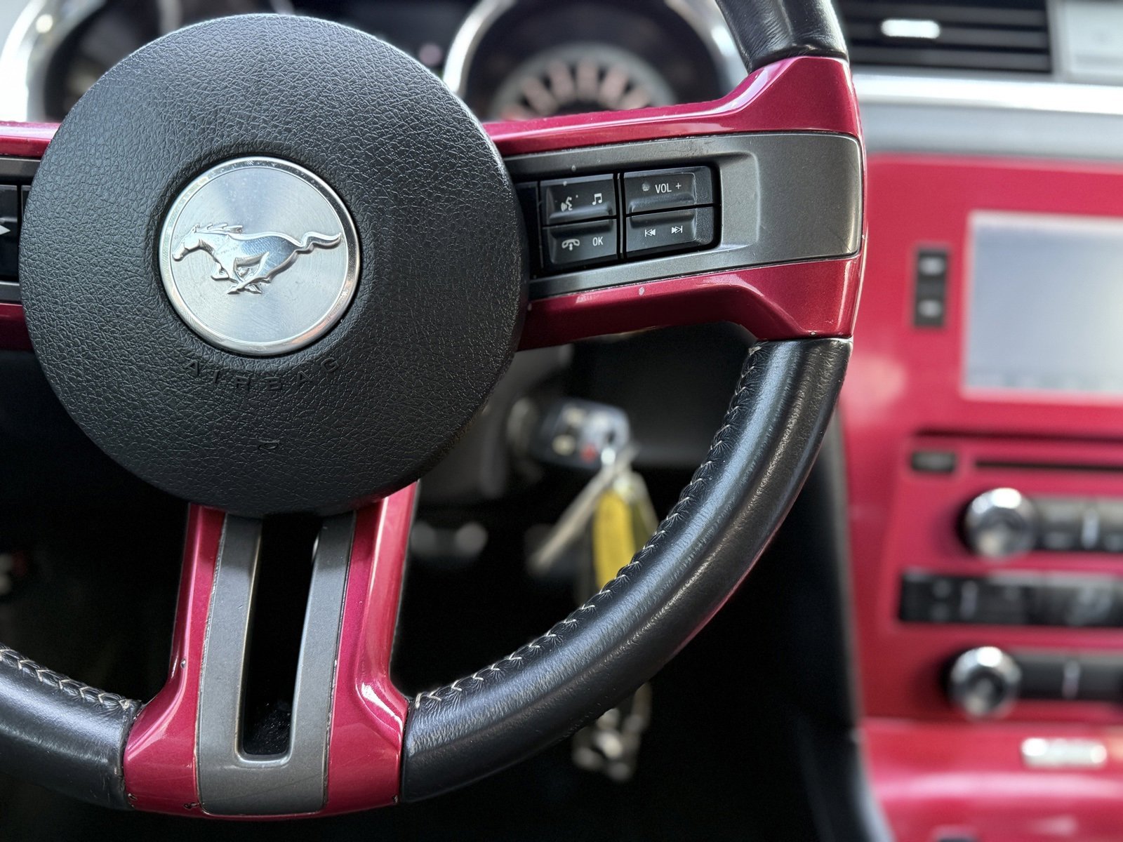 Used 2013 Ford Mustang GT Premium image 26