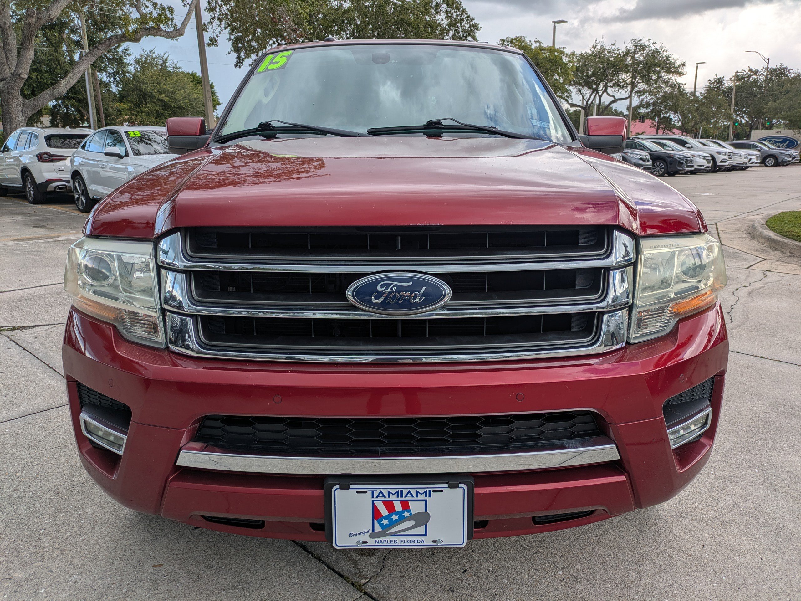 Used 2015 Ford Expedition Limited w/ Equipment Group 301A RWD image 8