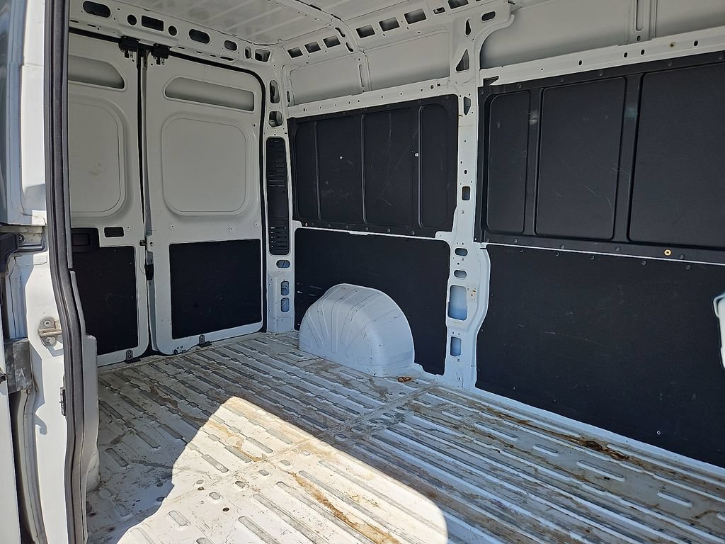 Used 2025 RAM ProMaster 2500 w/ Convenience Group FWD image 12