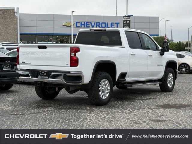 Used 2025 Chevrolet Silverado 2500 LT AWD/4WD image 6