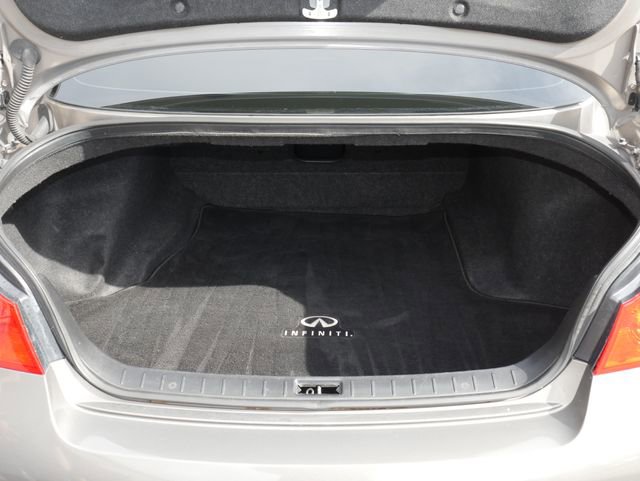 Used 2012 INFINITI G37 x w/ Premium Pkg image 9