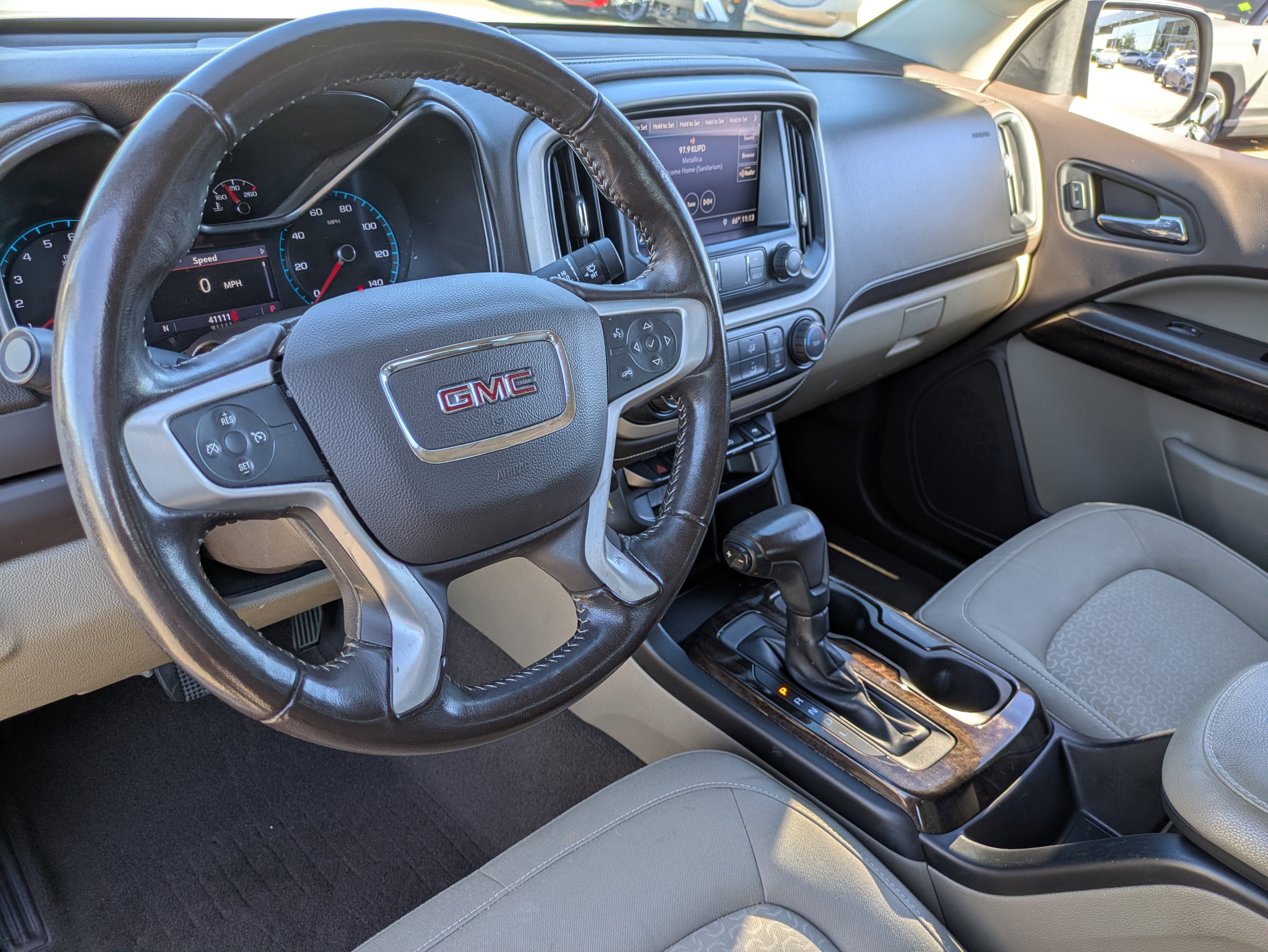 Used 2019 GMC Canyon SLE image 17