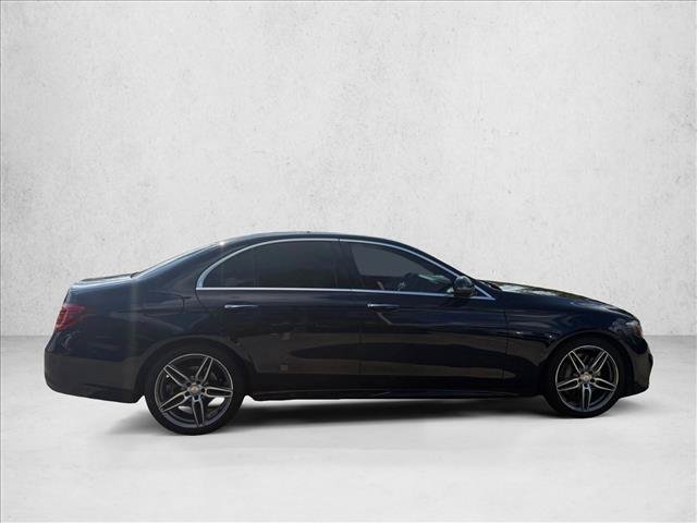 Used 2017 Mercedes-Benz E 300 image 4