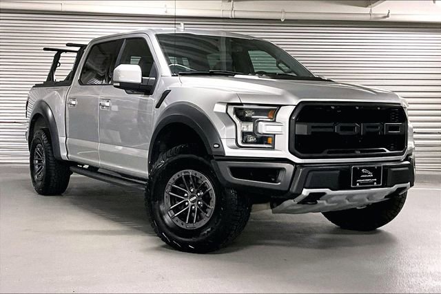 Used 2019 Ford F150 Raptor w/ Equipment Group 802A Luxury AWD/4WD image 12